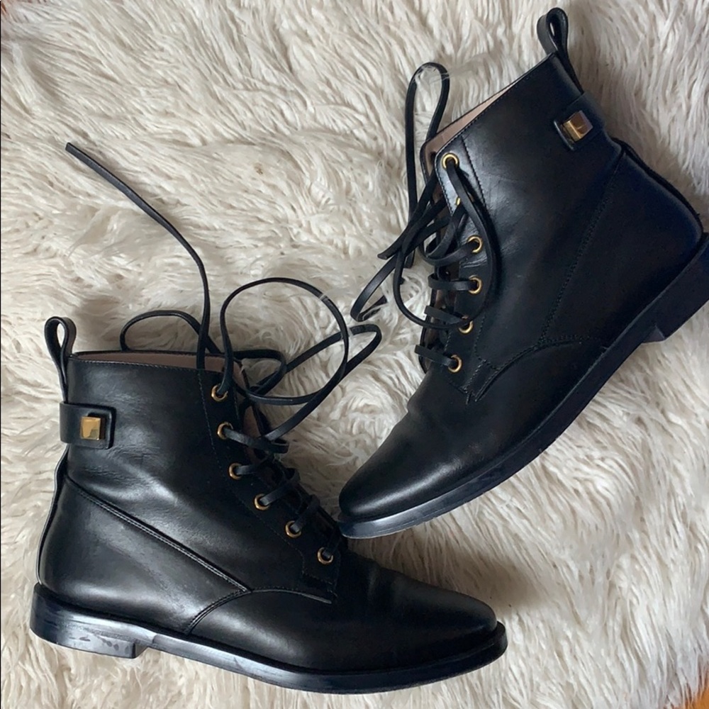 Stuart Weitzman ankle boots w/ leather laces